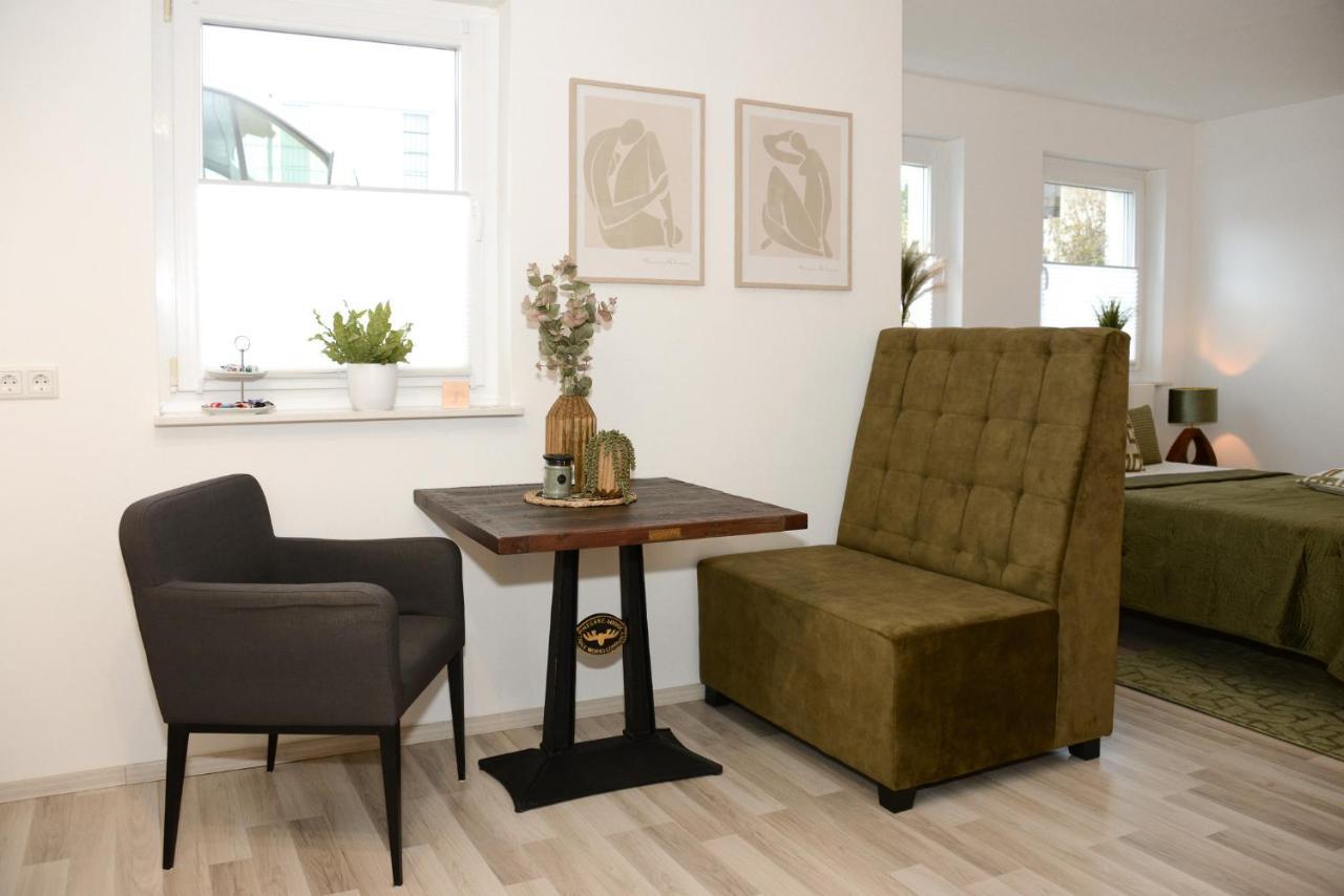 40qm Wohlfuehl-apartment Im Gruenen Mit Sorglospaket Apartment