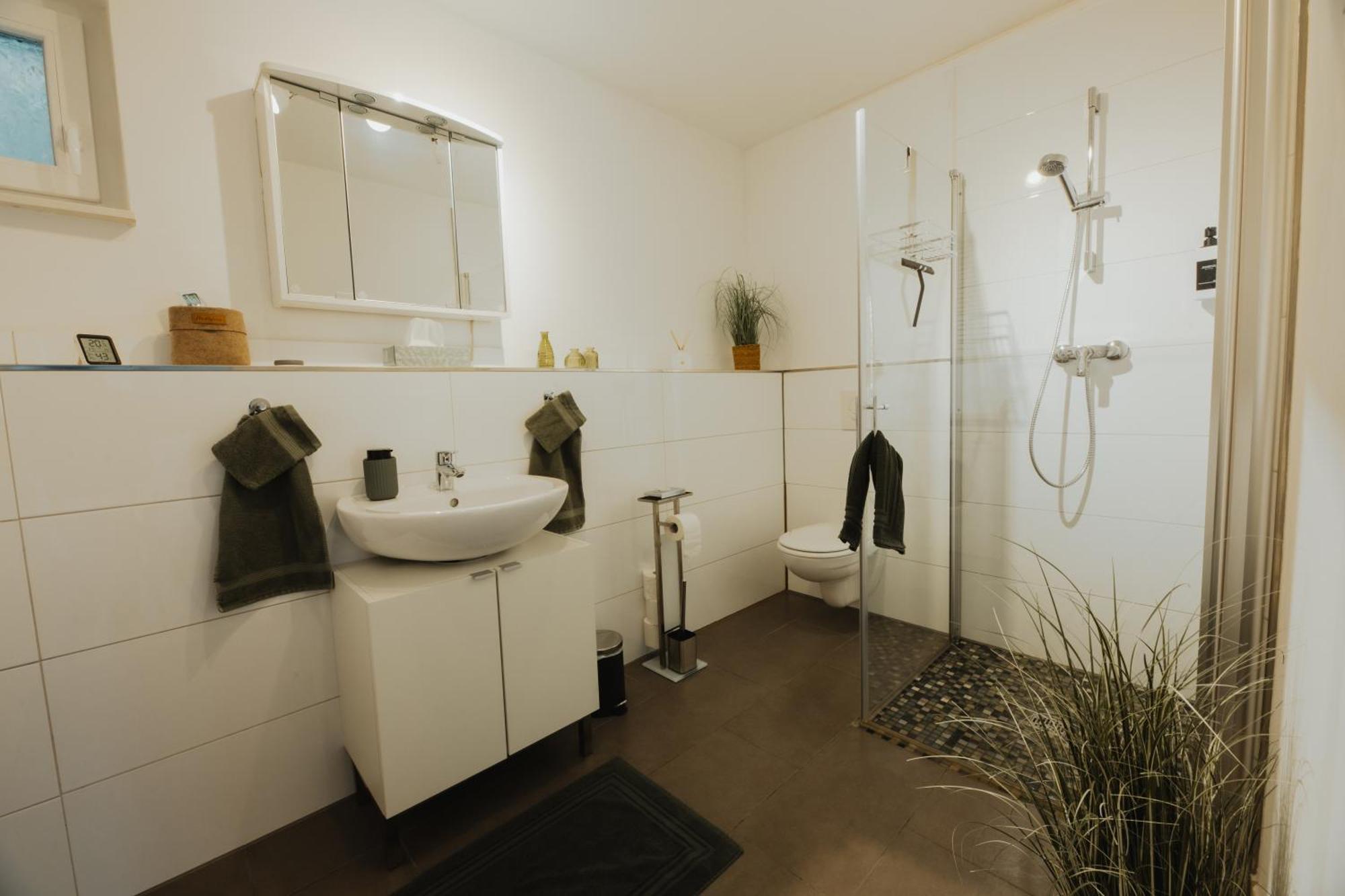 40qm Wohlfuehl-apartment Im Gruenen Mit Sorglospaket Wuppertal